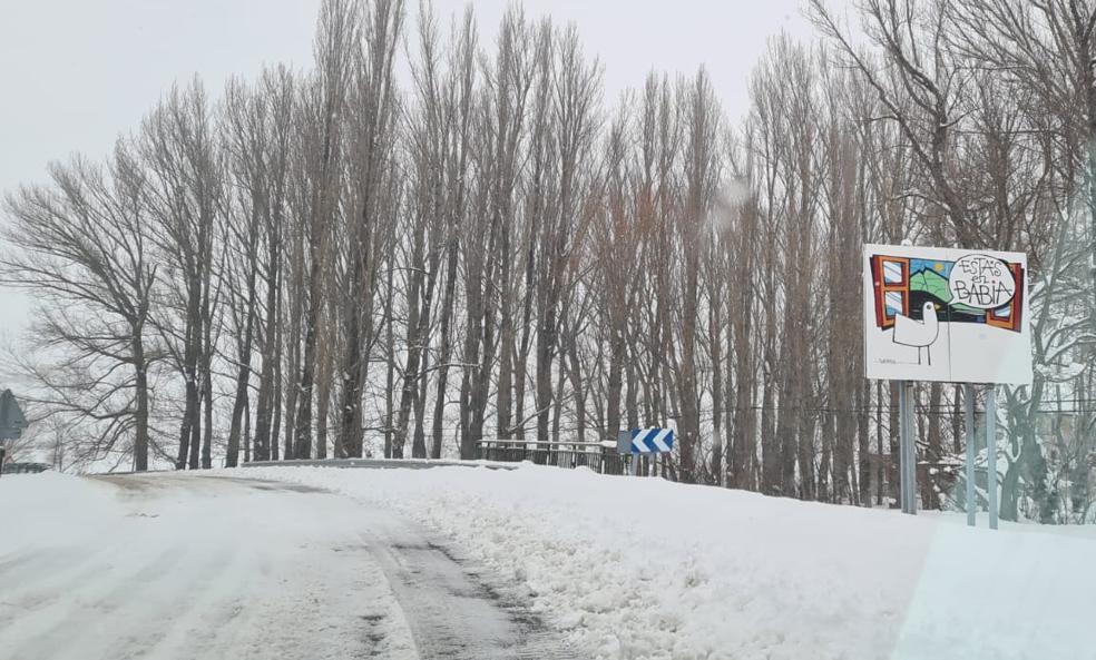 El riesgo de nevadas, aludes y deshielo mantiene a la zona norte de León en preemergencia