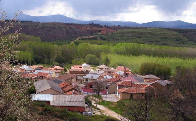 Quintana de Fon acogerá en verano la XXIII edición del certamen poético 'Versos a Oliegos'