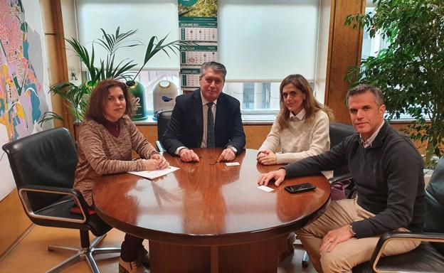 El Ayuntamiento de León impulsa con Ecoembes una nueva campaña para promover el reciclaje de residuos