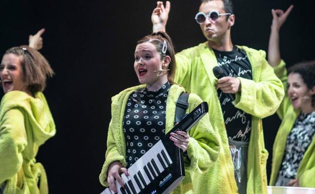 Rayuela abre con su propuesta musical 'El Bucle' el abono Ancha 15 del Teatro Bergidum de Ponferrada