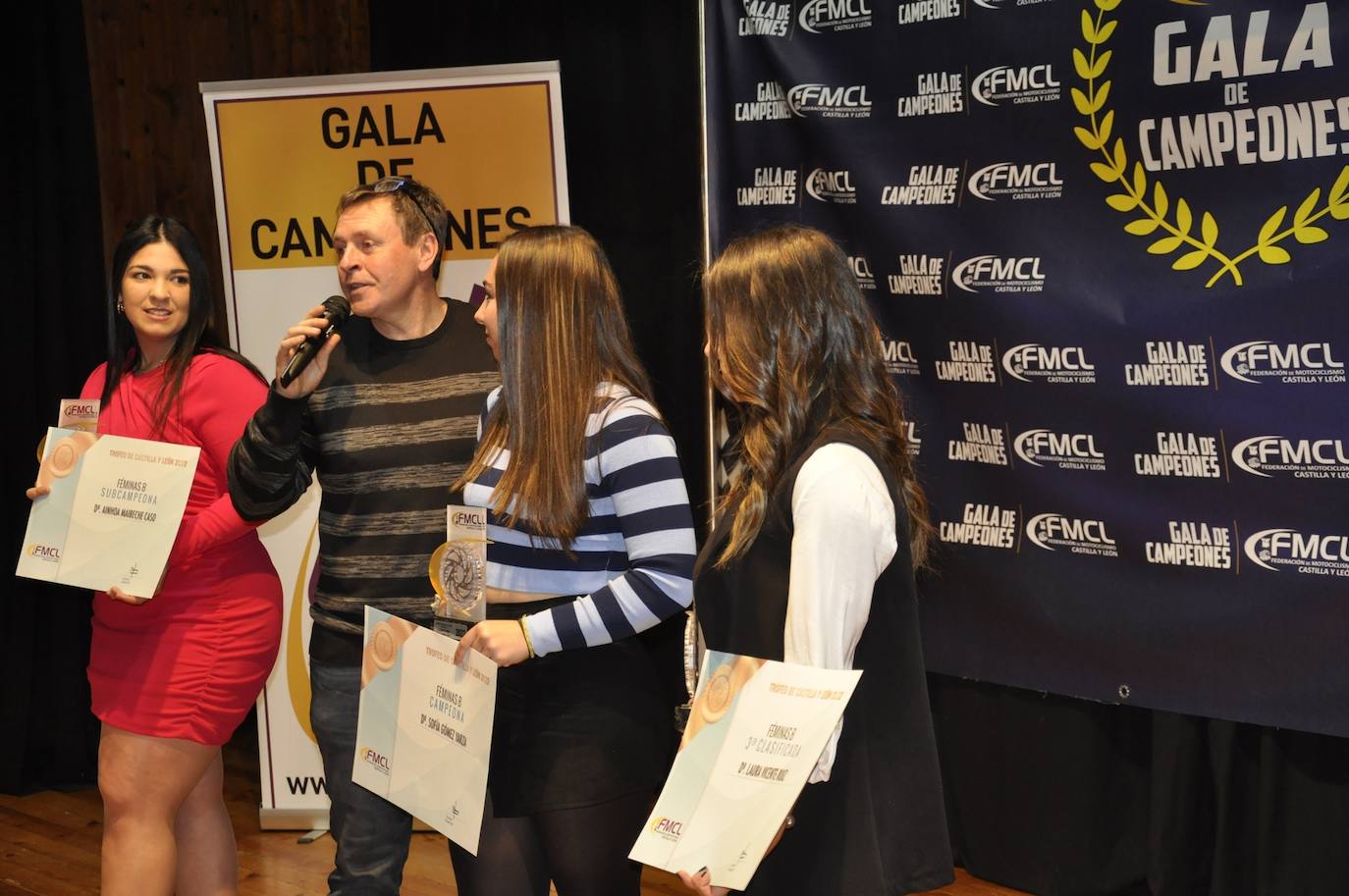 La Federación de Motociclismo de Castilla y León celebró la segunda gala del motor en Valencia de Don Juan