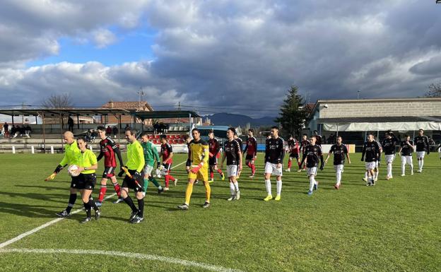 Un solitario gol de Nene tumba al Atlético Bembibre en Miranda