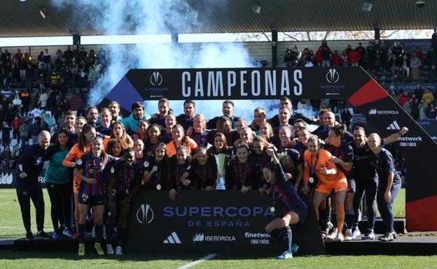 El Barça noquea a la Real y conquista su tercera Supercopa femenina