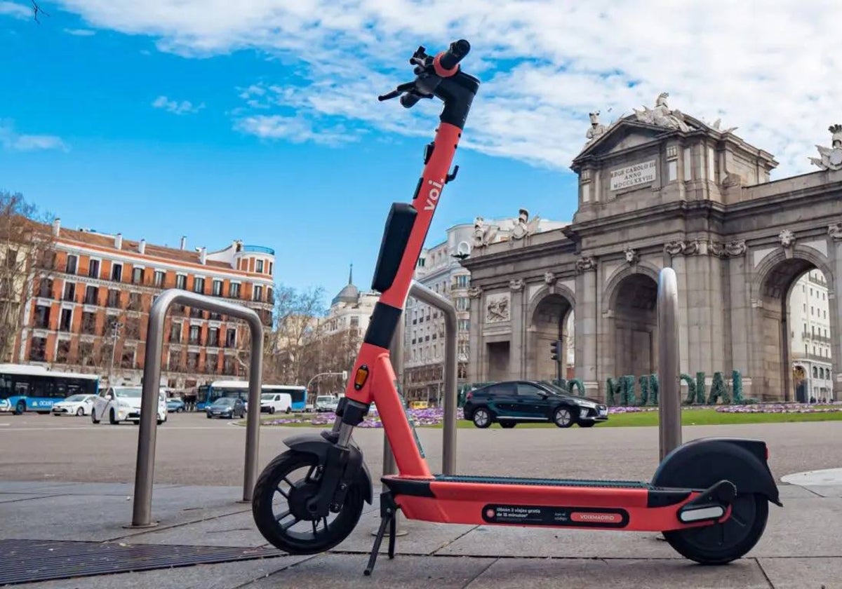 Patinetes, bicis, motos y coches compartidos: las alternativas para las ZBE