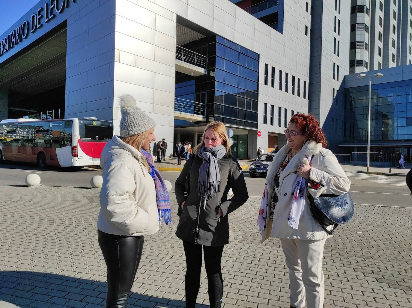 La Asociación 'Somos Diversos' denuncia que el Hospital no da asistencia bucodental a los niños discapacitados en León