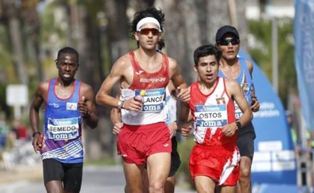 Primer gran reto de 2023 para Jorge Blanco: marca personal en la Maratón de Sevilla