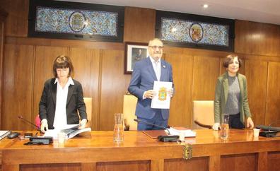 La abstención de los dos concejales del PRB permite al tripartito de Ponferrada aprobar los presupuestos municipales