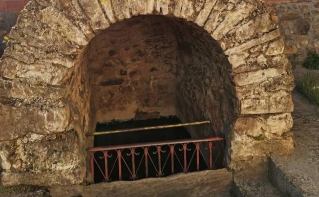 Los vecinos de Palacios de Jamuz denuncian que han dejado sin «valor histórico» su fuente catalogada como 'yacimiento arqueológico'