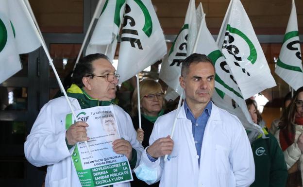 El personal sanitario no descarta la huelga si no consiguen una «negociación real» con la Consejería
