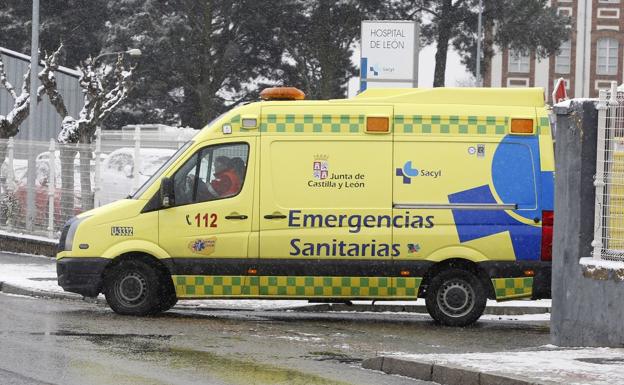 Unanimidad para dotar de ambulancias las 24 horas al día a Santa María del Páramo