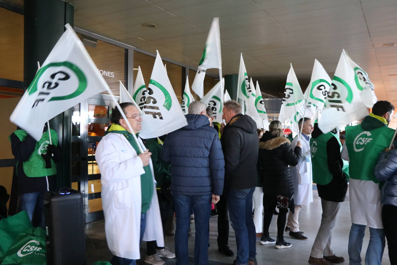 Concentración del Csif en el Hospital de León