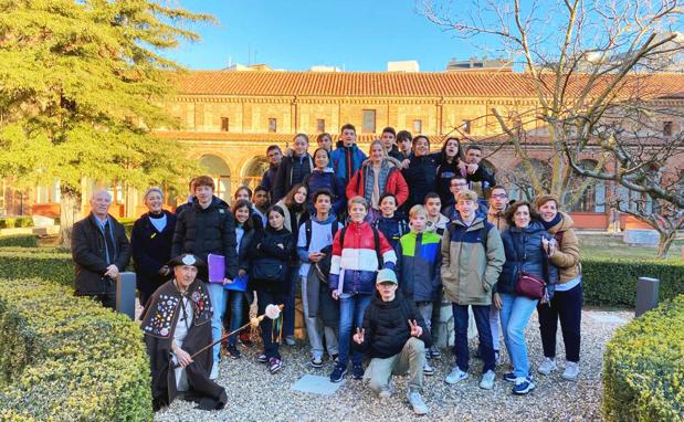 El Camino de Santiago que conecta jóvenes estudiantes