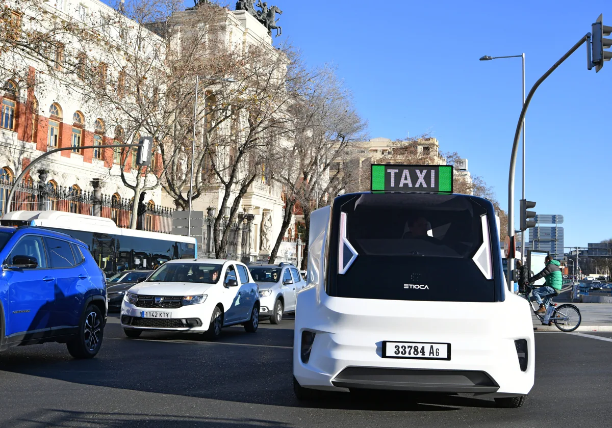 Así es el revolucionario taxi eléctrico que circulará por Madrid