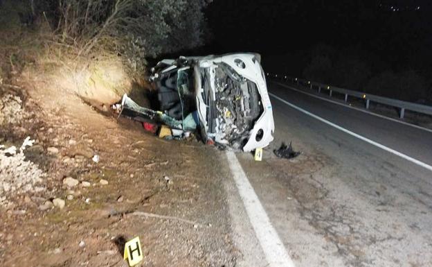 Fallece un varón en Carucedo tras sufrir un accidente con su turismo y salirse de la vía