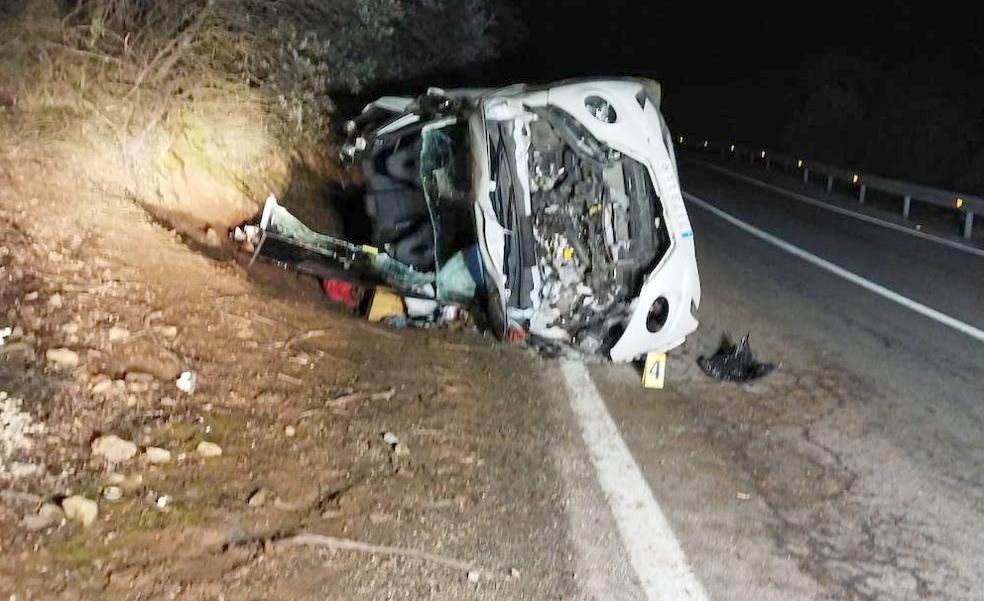 Fallece un varón en Carucedo tras sufrir un accidente con su turismo y salirse de la vía