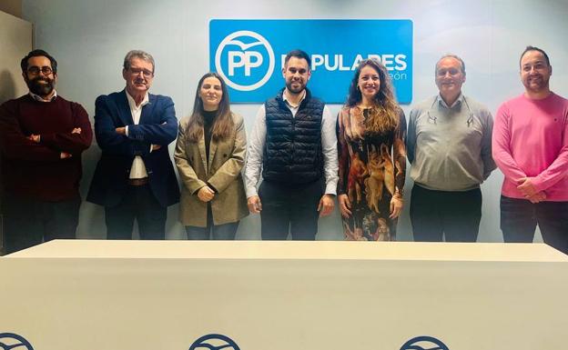 El PP de León presenta a los candidatos para lograr las alcaldías de Bembibre, Riaño, Cistierna y Boñar