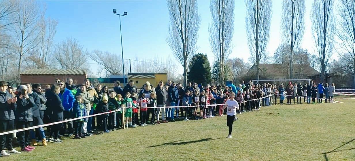 Campeonato Provincial de Atletismo en Benavides