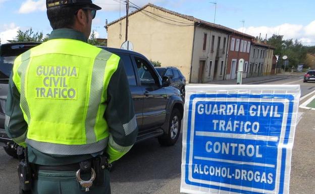 Tráfico intensifica hasta el día 19 el control de camiones y autobuses