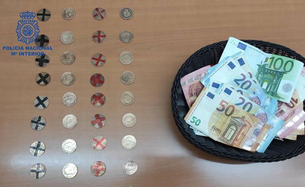 La Policía Nacional de León desmantela un corro de chapas ilegales en Bembibre