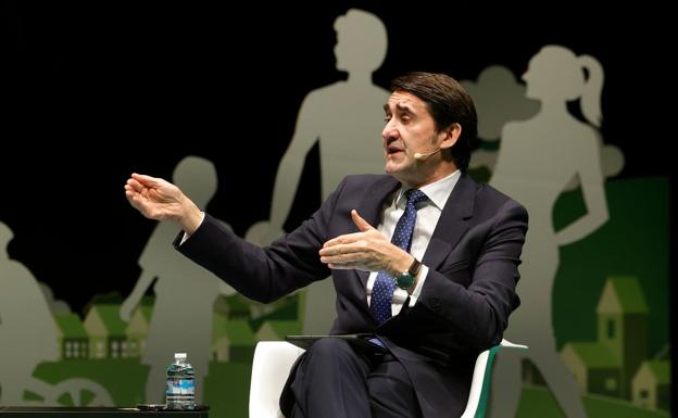 Suárez-Quiñones insta a revisar la financiación autonómica ante el reto demográfico: «No puede quedar todo en manos de las comunidades»
