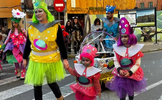 El Carnaval arrasa en Sahagún