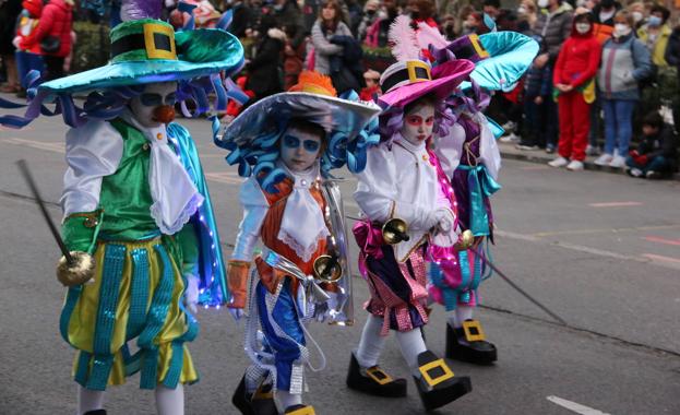 Estas son las calles que permanecerán cortadas al tráfico por el desfile de Carnaval