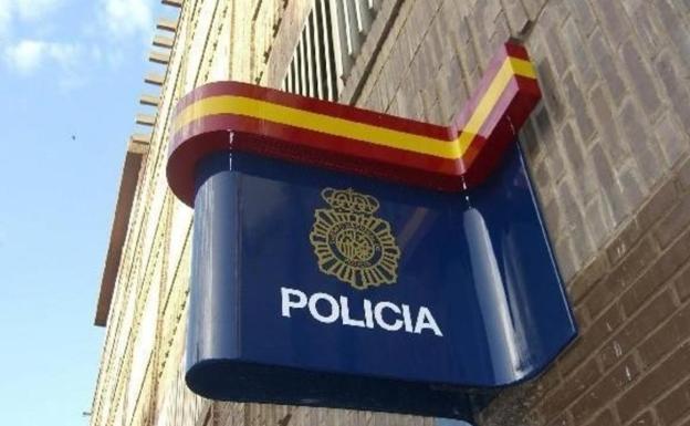 Detienen a dos personas tras desmantelar una plantación de marihuana 'indoor' en El Bierzo