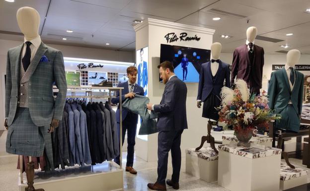 La sastrería de Félix Ramiro llega a El Corte Inglés de León amadrinada por Beatriz Jarrín