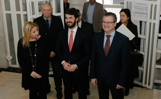 García-Gallardo acusa al PSOE de «poner palos en las ruedas» en la concesión de la Medalla