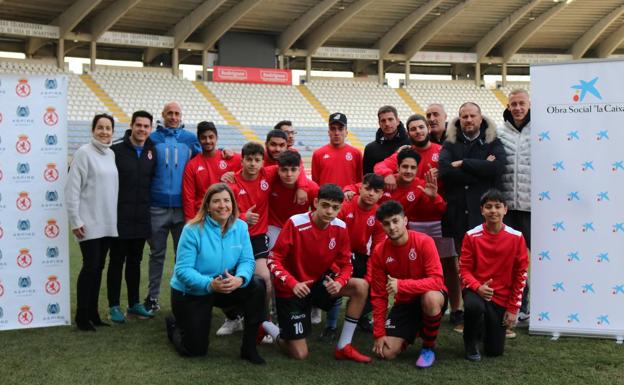 La Cultural y Deportiva Leonesa y la Fundación La Caixa se unen por la integración