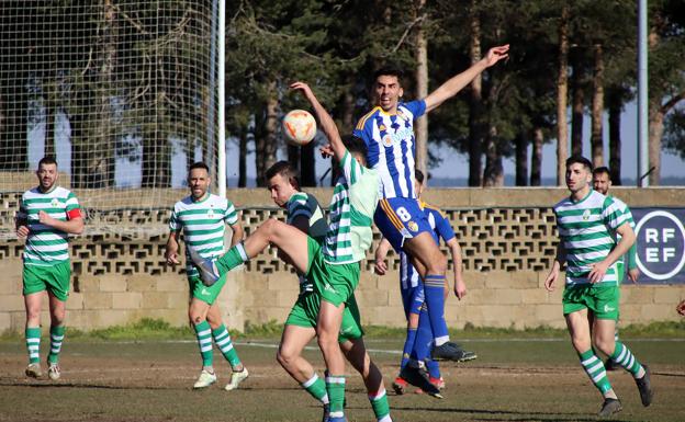 La Virgen no da opción a un Ponferradina 'B' irreconocible