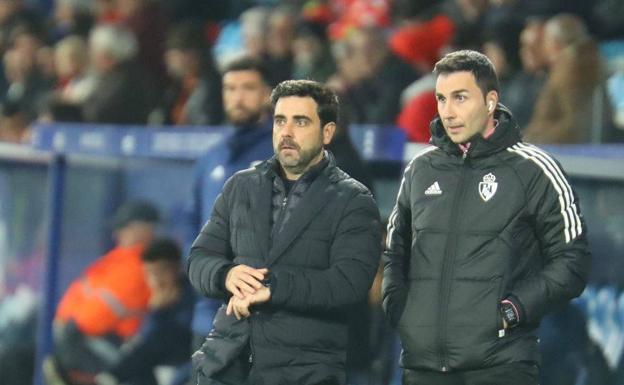 La fragilidad defensiva deja con el agua al cuello a la Ponferradina