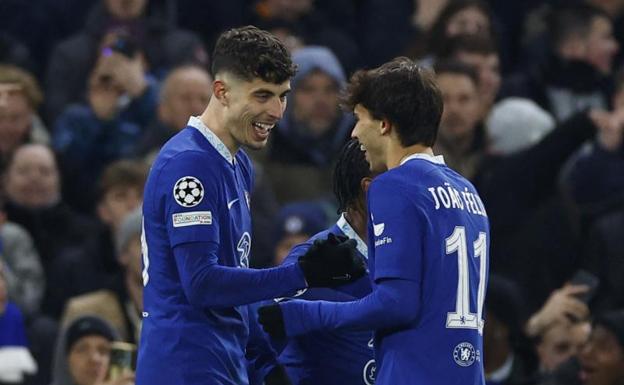 El Chelsea se agarra a su tabla de salvación