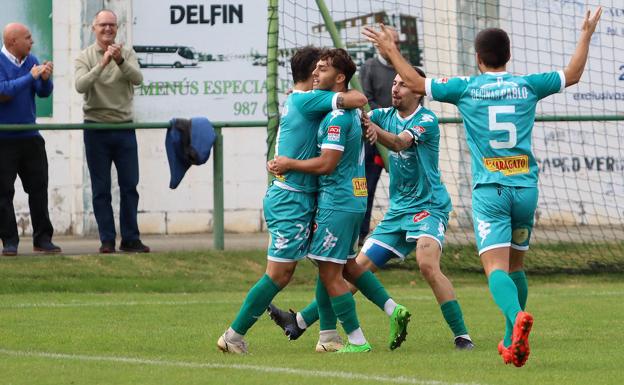 Un derbi y dos partidos para mirar hacia arriba