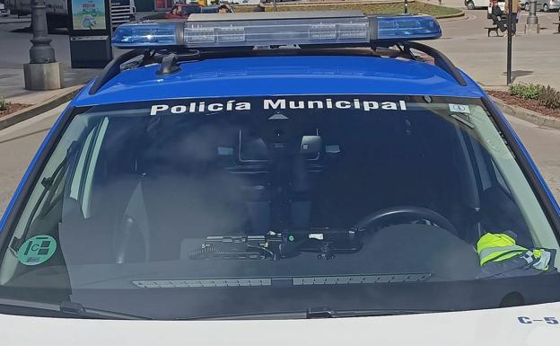 Detenido un conductor que intentó arrollar a un policía local en Ponferrada