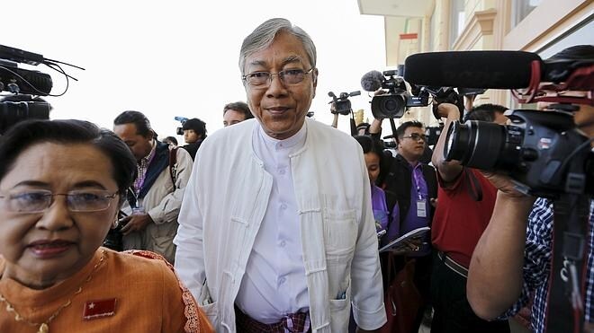 Htin Kyaw, mano derecha de Suu Kyi, elegido nuevo presidente de Birmania