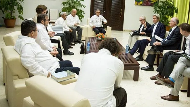 Histórico encuentro de Kerry con las FARC en Cuba