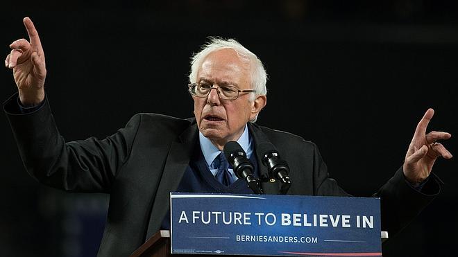 Sanders vence en Washington y Alaska y mantiene la presión sobre Clinton