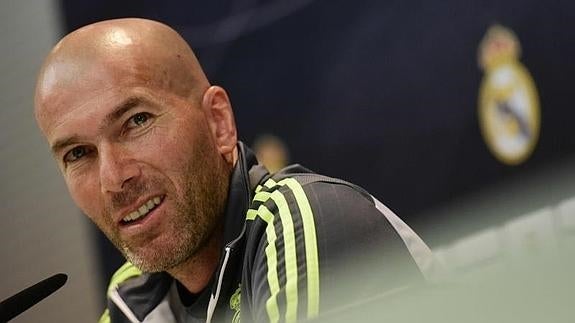 Zidane: «No va a ser fácil ganar al Real Madrid»
