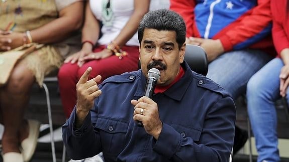 Maduro cambia el huso horario de Venezuela para ahorrar energía