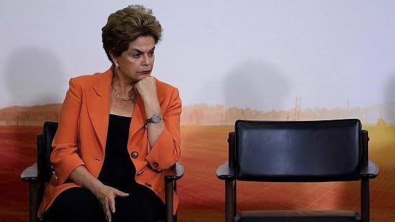 Rousseff, a un paso del 'impeachment'