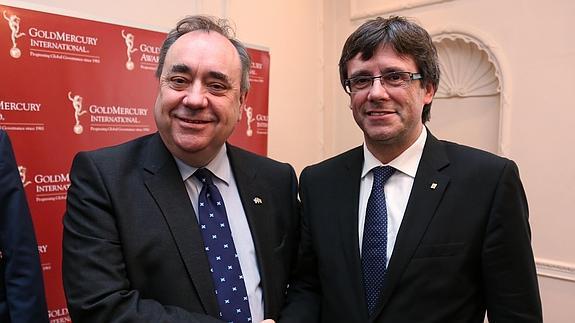 Puigdemont, en Londres: «El proceso independentista es una revolución democrática imparable»