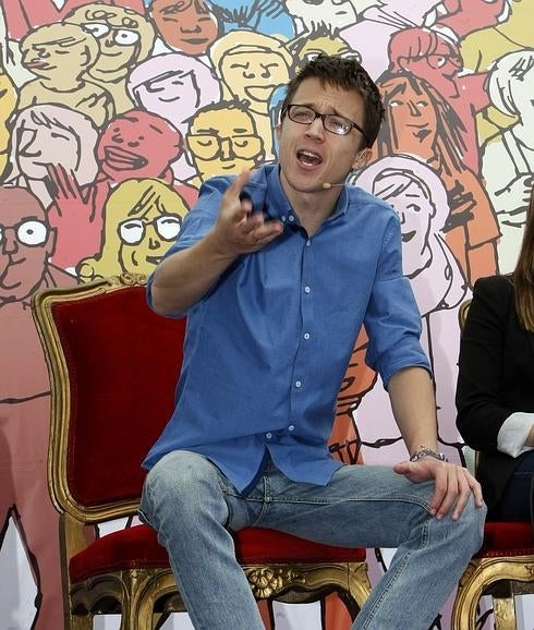 Errejón pide un «empujoncito» que permita a Podemos dar «el gran vuelco» político