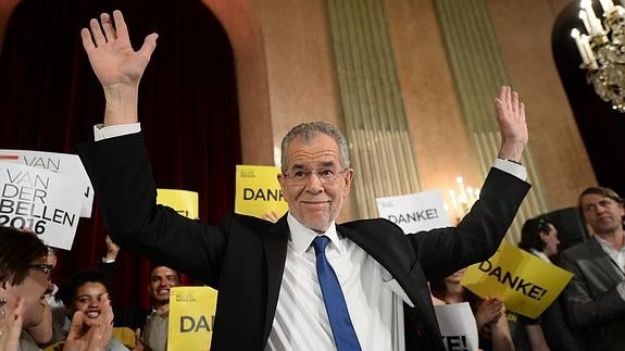 El ecologista Van der Bellen gana a la ultraderecha en las presidenciales de Austria