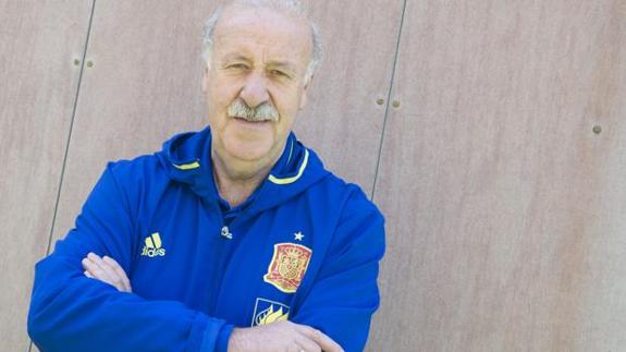 Del Bosque: «Tenemos que volver a ganarnos la simpatía de la gente»