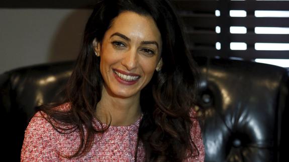 Amal Clooney representará a esclavas sexuales de Estado Islámico en La Haya