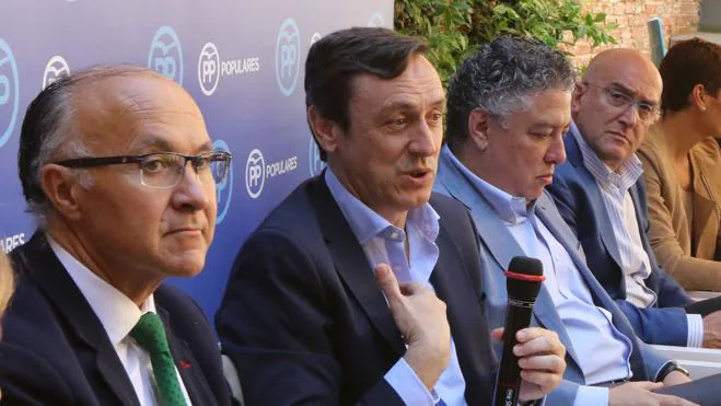 Hernando cree que «todos estarán contra Rajoy» para «negar la evidencia» de la recuperación