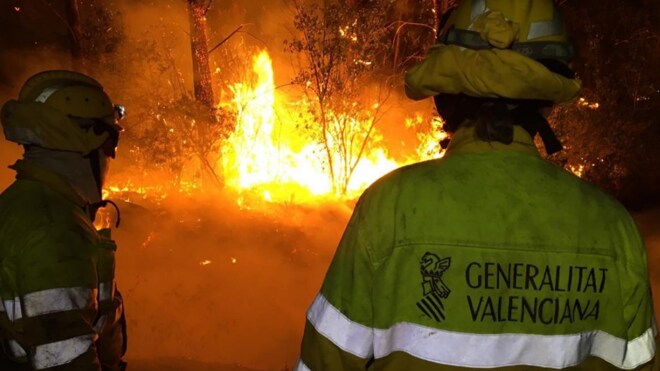 Los incendios remiten en Valencia, donde sigue activo el de Carcaixent
