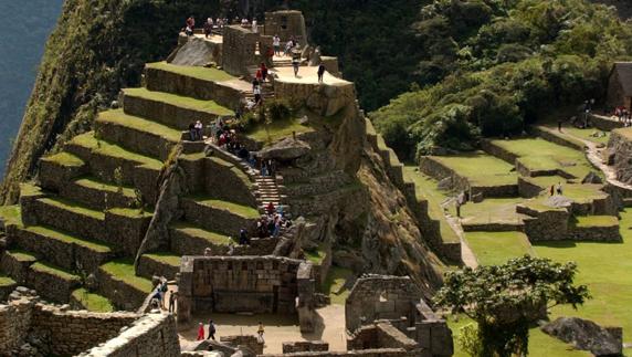 Un hombre fallece al caer al abismo de Machu Picchu cuando se sacaba una foto