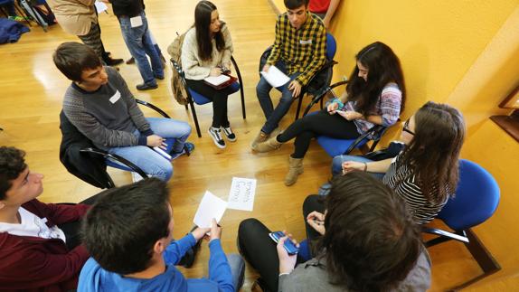 La mitad de las mujeres que piden ayuda para salir de las drogas no supera los 25 años